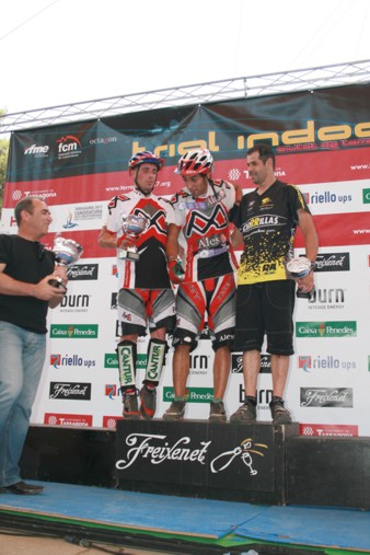 tn_Podium_Cosano.jpg, 50 kB